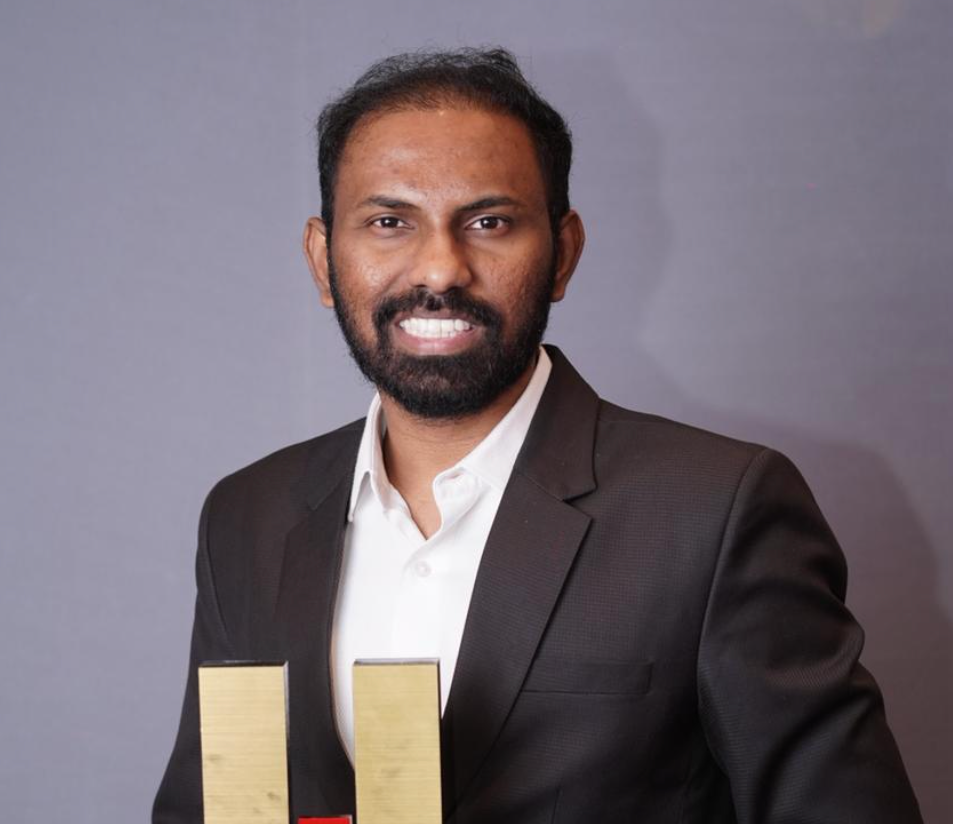 Dr. Praveen Kurapati - India's First Black Diamond Invisalign Provider